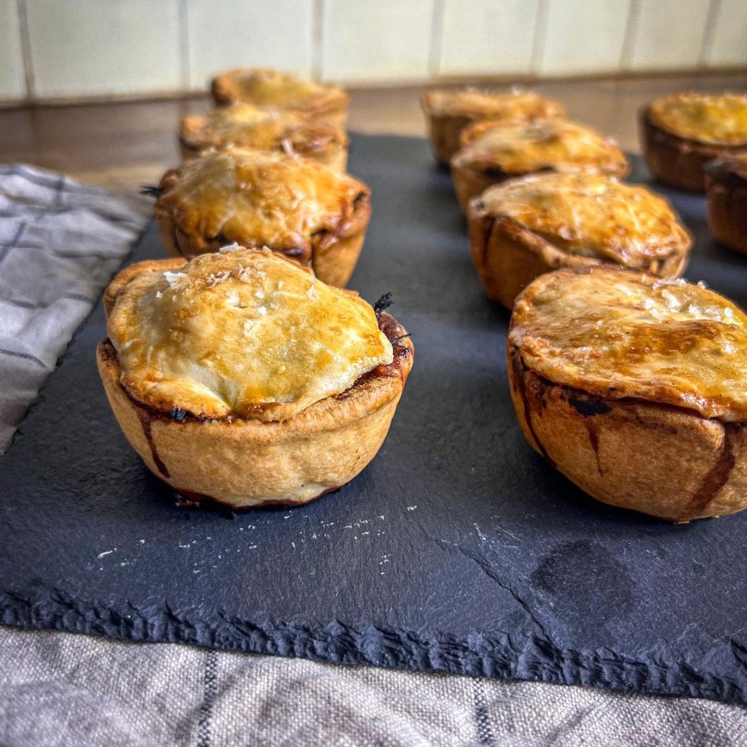 Slow Cooked Venison and Sloe Gin Pie – Church Farm Oxford